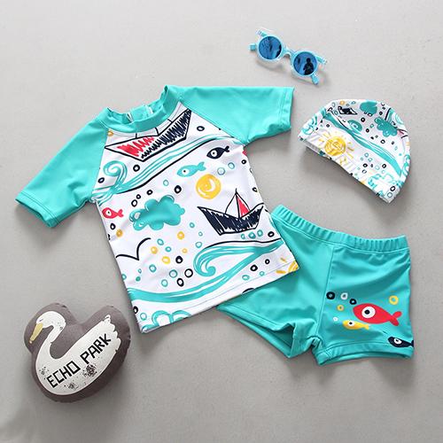 Boys Swimsuit New 2019 Children's Swimwear Swimsuit For Kids Boys Two Piece Swimming Suits Shirts Pants Boys Swimsuit CZ903