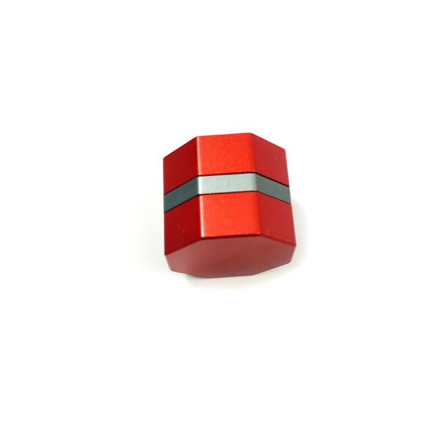 2019 Latest Cueangel Brand Multi-color Splicing Magnetic Billiards Pool chalk holders for Hexagon chalks Snooker chalk cases