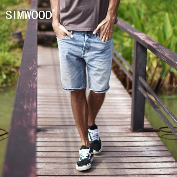 SIMWOOD 2019 Summer New Selvage Denim Shorts Fashion Ripped Knee Length Jeans RedLine High Quality Ripped Shorts 180085